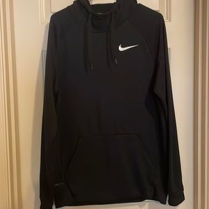 Men’s Nike Sweatshirt.
